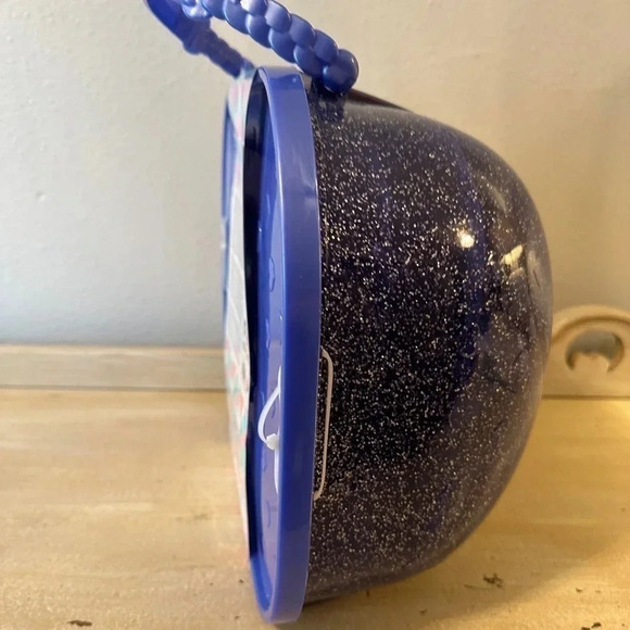 LOL Surprise! Winter Disco Bigger Surprise includes O.M.G. Fashion Doll New. - Picture 2 of 7